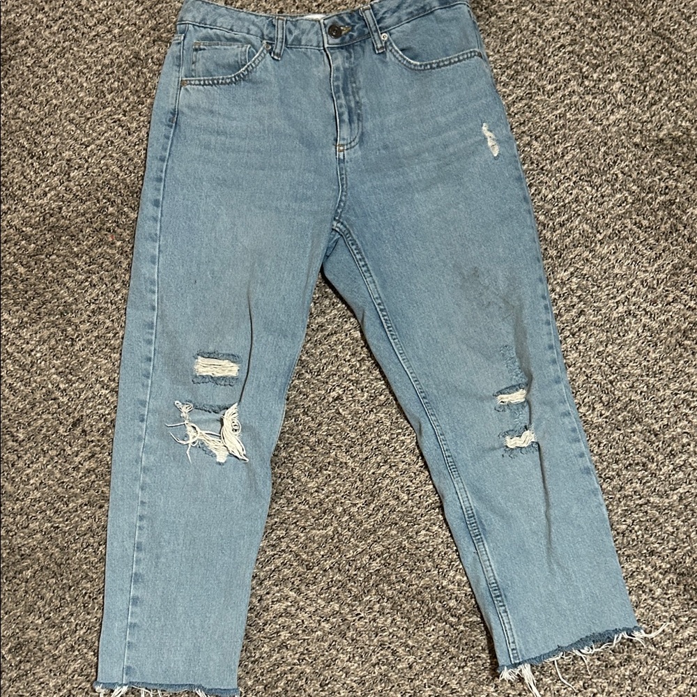 BDG Light Blue Distressed Cropped Jeans